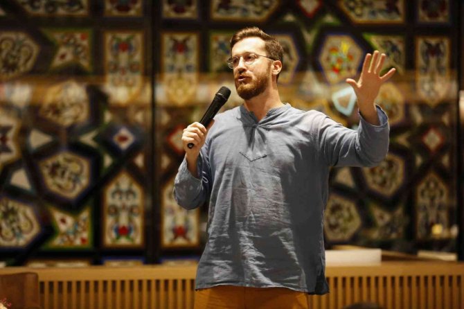 Sosyal Medya Videolarında Ailelere Büyük Sorumluluk Düşüyor