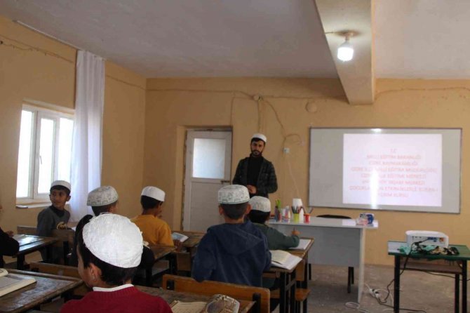 Cizre’de Açılan Köy Yaşam Merkezleri Köylerin Kalbi Oldu