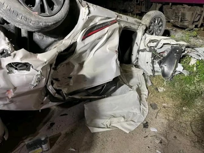 Tayland’da Bariyerleri Aşmaya Çalışan Araca Tren Çarptı: 3 Ölü, 1 Yaralı