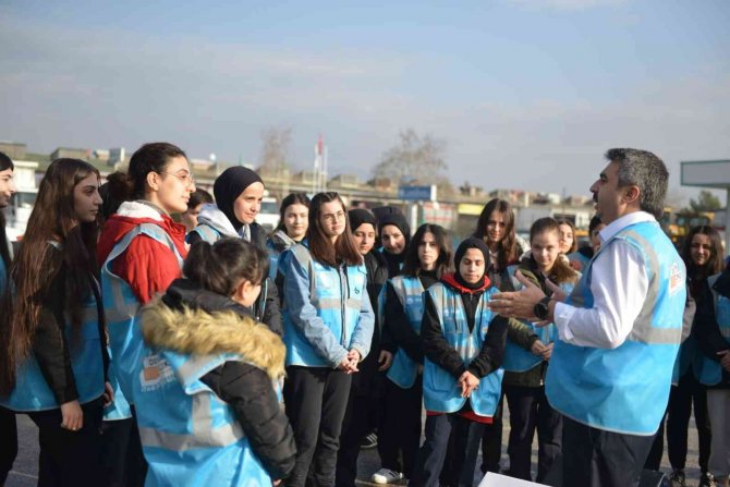 Yıldırım’lı Gençlerden Yürekleri Isıtan Proje