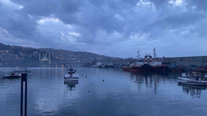 Zonguldak Açıklarında Kadın Cesedi Bulundu, Kimlik Tespit Çalışmaları Sürüyor