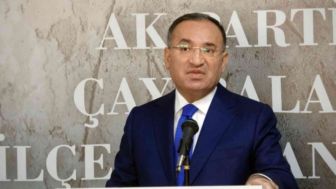 Bakan Bozdağ: “Yunanistan’ı, Amerika’sı, İ̇srail’i Gördü Ama 6’lı Masa Yok, Görmüyor”