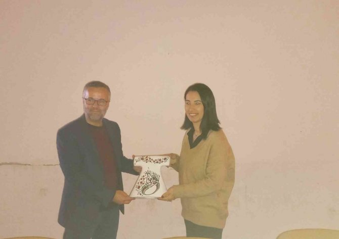 Adü Karacasu Myo’da ’Bağımlılıkla Mücadele Seminerleri’ Düzenlendi