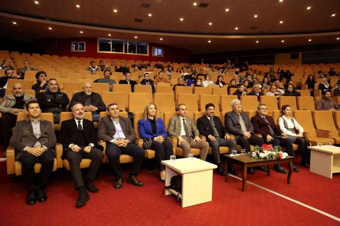 Adü Rektörü Aldemir: "Üniversitemizin Başarı Grafiği Her Geçen Gün Yükseliyor"