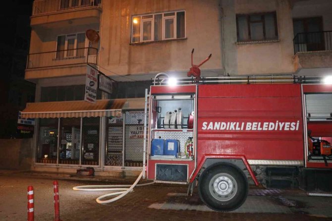 Televizyon Patlayınca Evde Yangın Çıktı