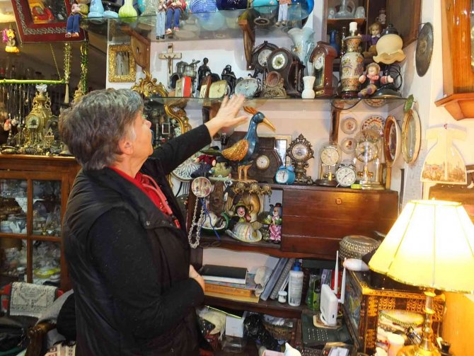 40 Yıl Biriktirdikleri İle Antikacı Dükkanı Açtı