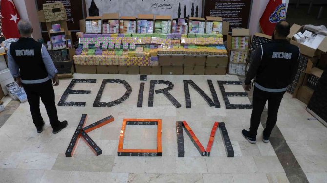 Bulgaristan’dan Gelen Tırda 20 Milyon Tl’lik Gümrük Kaçağı Ürün Ele Geçirildi