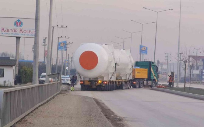 200’er Tonluk Tankların Geçişi İçin Ekipler Seferber Oldu