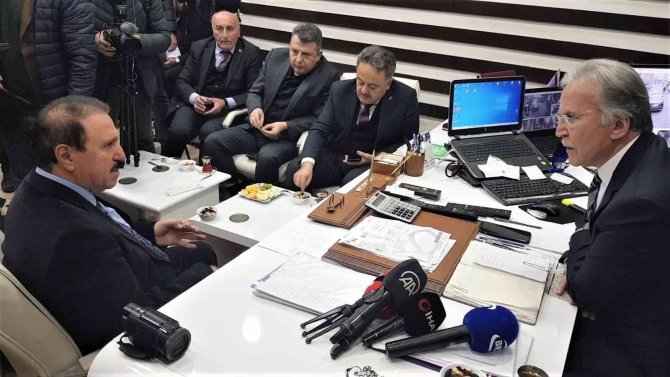 Şahin, Esnafların Sorunlarını Başkanlardan Dinledi