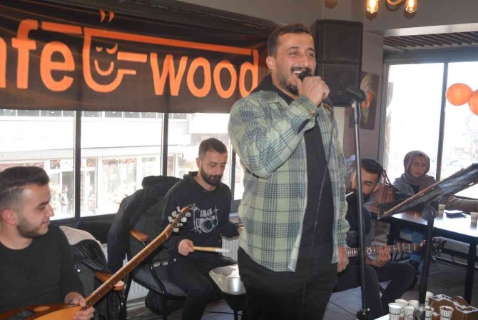 Hakkari’de Kadınlar Matinesi Düzenlendi