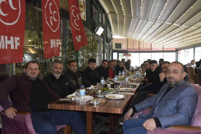 Altıeylül Mhp İlçe Başkanı Alper Okçelik Oldu