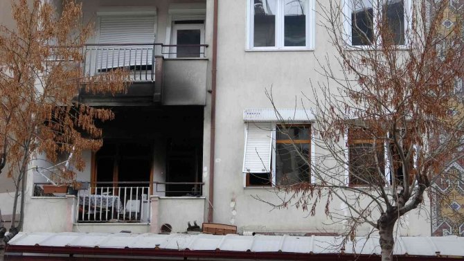 Alevlerden Kaçamadı, Feci Şekilde Can Verdi