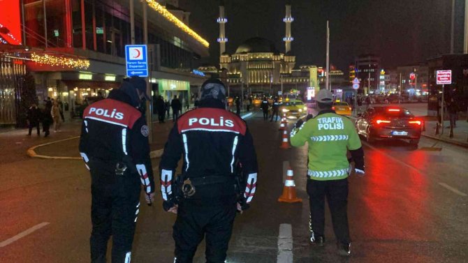 İ̇stanbul’da Helikopter Destekli ‘Yeditepe Huzur’ Uygulaması