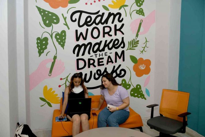 İ̇stasyon Kuşadası’na Sodev’den ’Cinsiyet Eşitlikçi Dönüşüm’ Ödülü