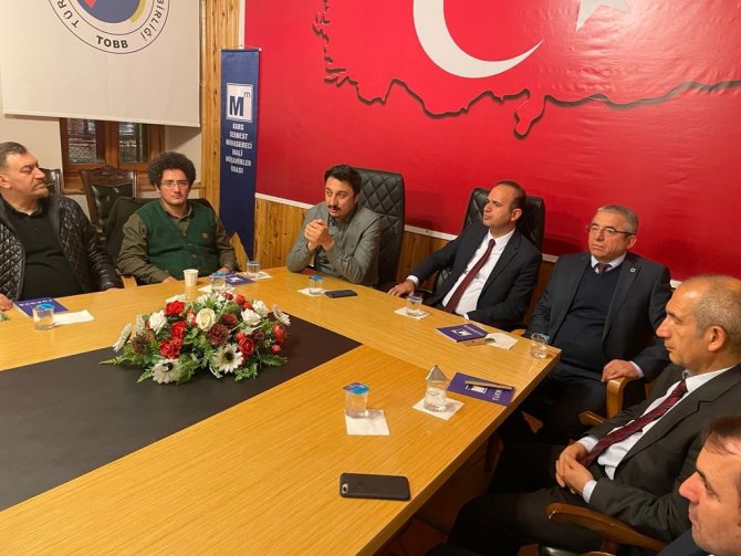 Kars’ta Kuyumculara Seminer Verildi