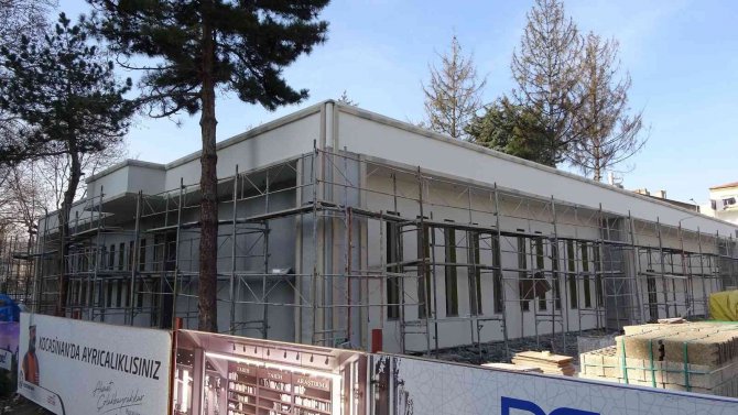 Bu İnşaatı Görenler Şaşırıyor