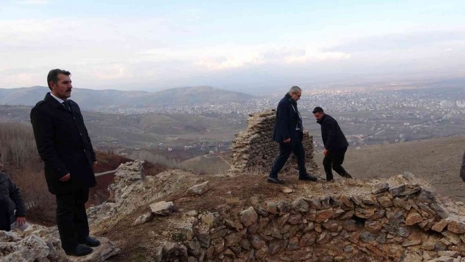 Tarihi Haspet Kalesi Turizme Kazandırılıyor