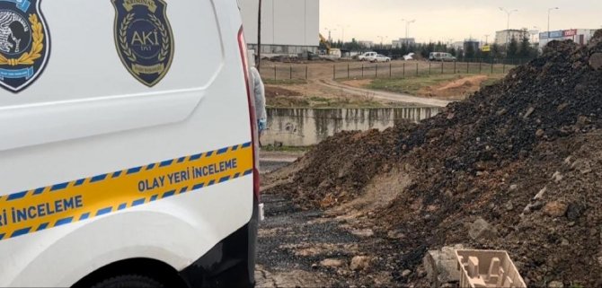 İ̇ki Gündür Kayıptı, Cansız Bedeni Duvar Dibinde Bulundu