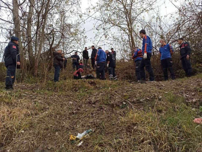 Sakarya Nehri’nde Kadın Cesedi Bulundu