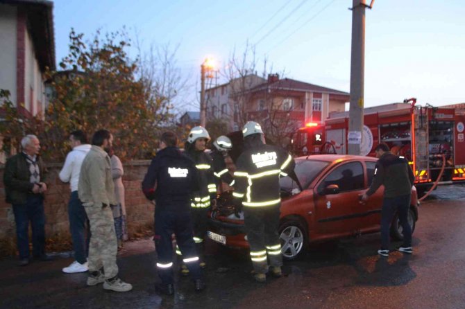 Çorlu’da Lpg’li Otomobil Alev Aldı