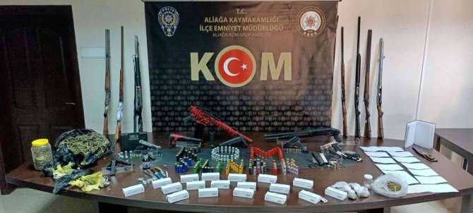 İ̇zmir Merkezli ‘Silindir’ Operasyonunda Toplam 25 Tutuklama