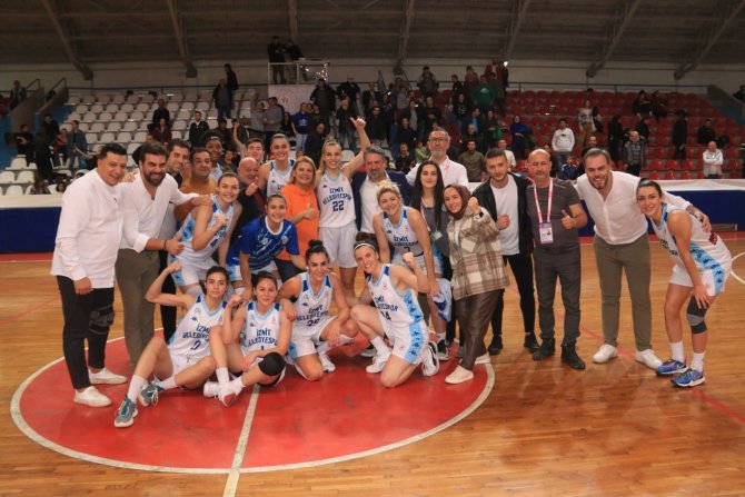 Tkbl: İ̇zmit Belediyespor: 86 - Tarsus Belediyesi: 82