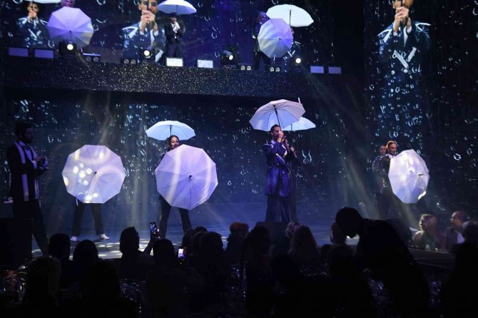 Quality Of Magazine’in Gecesinde Yıldızlar Geçidi