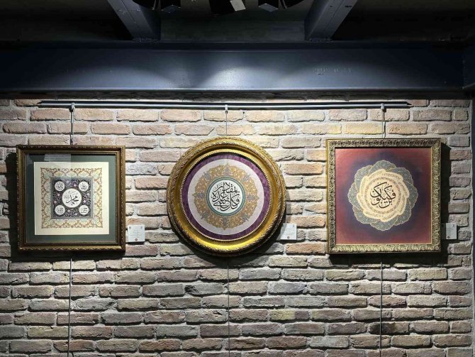 Üsküdar’da Türk Topraklarından Doğan Sanatın Sır Perdeleri Aralandı