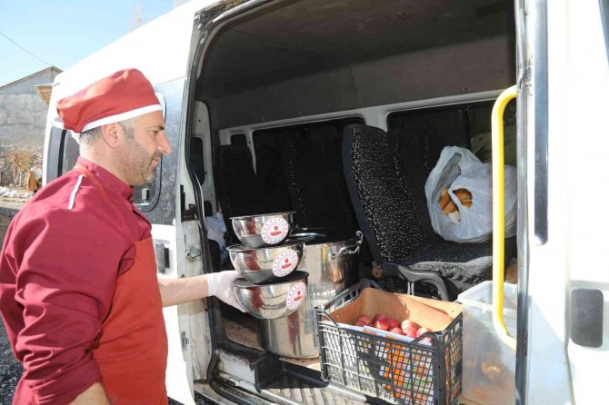 Başkale Aşevinden, Her Gün 214 Kişiye Sıcak Yemek