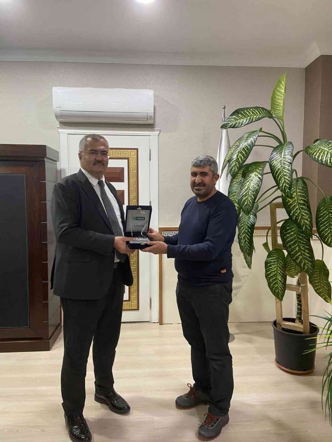 Van’da Tüm Okullar ‘Yeşilay Dostu Okul’ Oldu