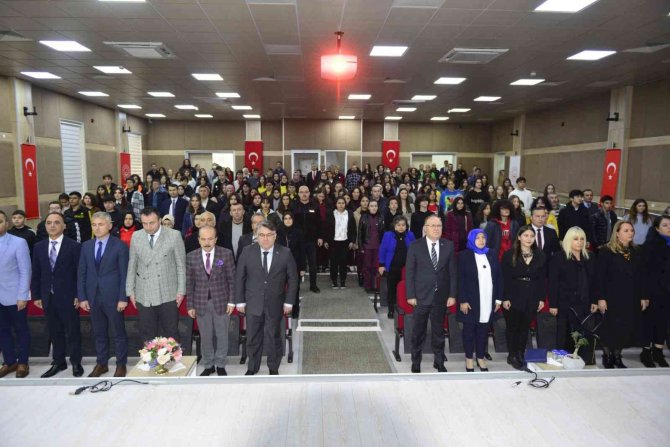 Rektör Özölçer, ‘Kim Engelli’ Yarışması Ödül Törenine Katıldı