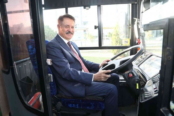 Atakum’da Atık Toplama Otobüsü Faaliyete Geçti