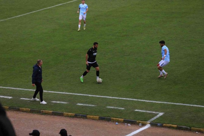 Tff 3. Lig: Fatsa Belediyespor: 1 - Efeler 09 Sfk: 1