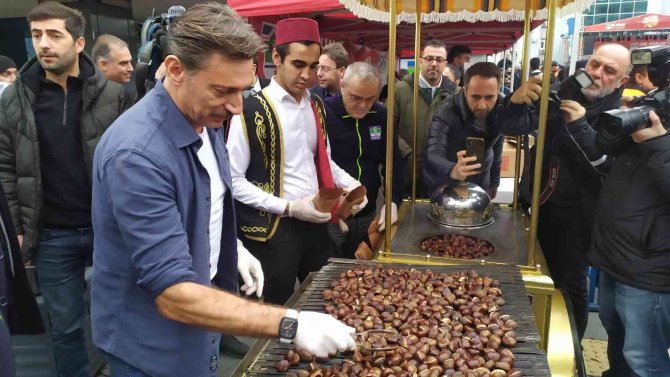 Bahçelievler’de Kestane Festivali’nde 5 Ton Kestane Dağıtıldı