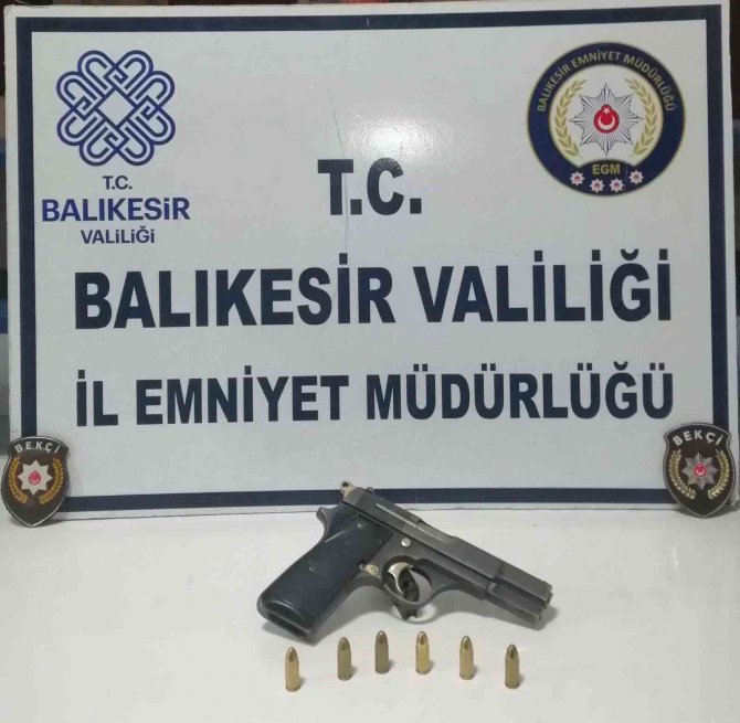 Balıkesir’de 37 Aranan Şahıstan 20’si Tutuklandı