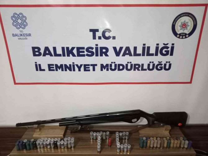 Balıkesir’de 37 Aranan Şahıstan 20’si Tutuklandı