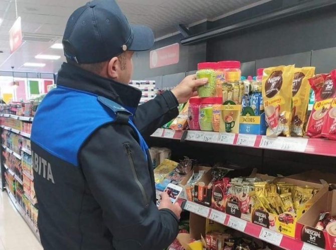 Gönen’de Zabıtadan Marketlerde Denetim