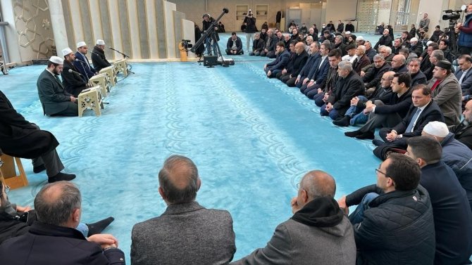Bilge Ana Lakaplı Mevlüde Genç İçin Almanya’da Mevlit Okutuldu