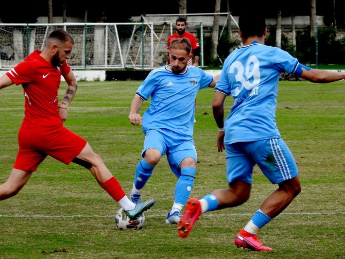 Çeşme Belediyespor Sahasında 3-1 Galip