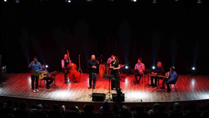 İ̇ncesaz Başakşehir’de Sahne Aldı