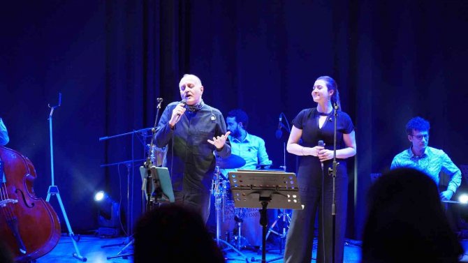 İ̇ncesaz Başakşehir’de Sahne Aldı