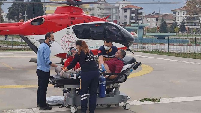 Kalp Krizi Geçiren Adamın Yardımına Ambulans Helikopter Yetişti