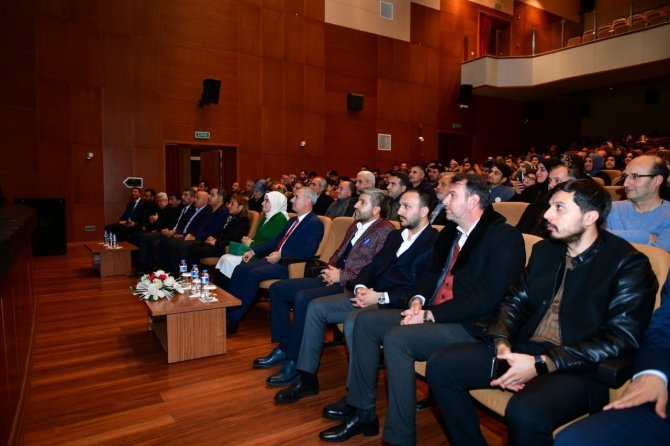 ‘Bilinçli Aile Ve Gençlerimiz’ Seminerine Vatandaşlardan Yoğun İlgi