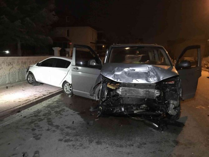 Polis Kovalamacasında Kazalara Neden Olan Alkollü Sürücü Yakalandı