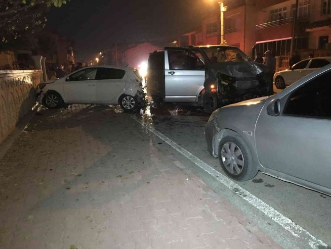 ‘Dur’ İhtarına Uymadı, Caddeyi Savaş Alanına Çevirdi