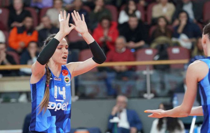 Sultanlar Ligi: Bolu Belediye Spor: 1 - Fenerbahçe Opet: 3