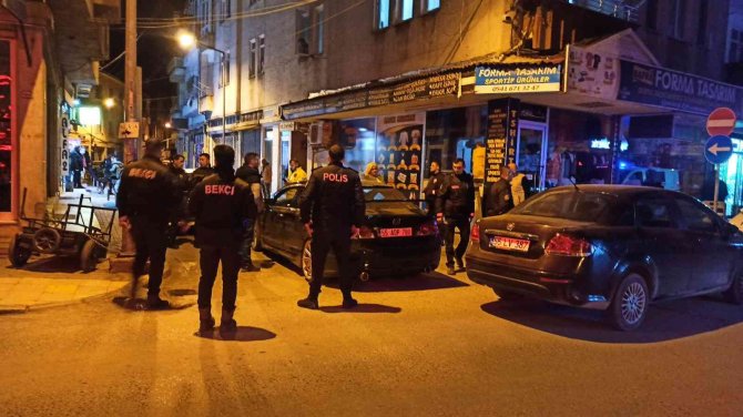 7 Ayrı Suçtan Aranan Şahıs Kovalamaca Sonucu Yakalandı