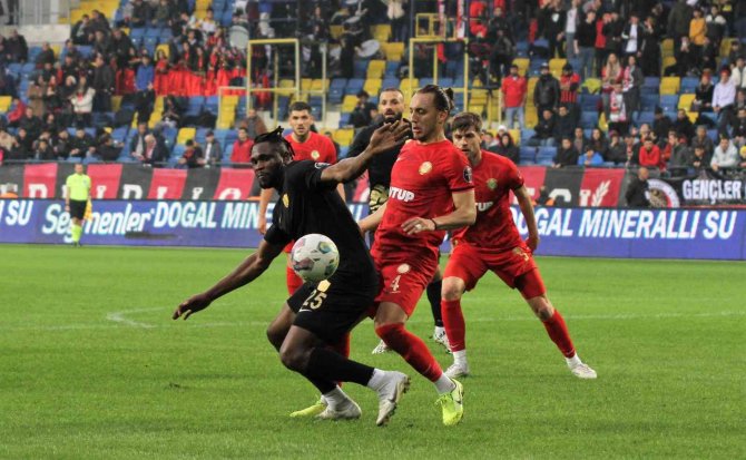 Spor Toto 1. Lig: Gençlerbirliği: 1 - Erzurumspor: 2