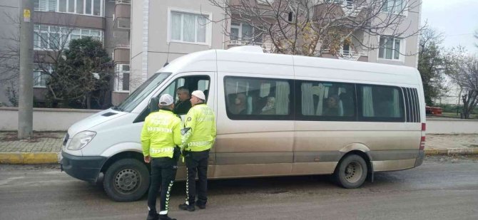 Edirne’de Düzensiz Göçmen Ve Huzur Güven Denetimi Yapıldı