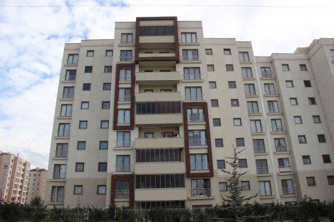 Şüpheli Şekilde 7. Kattan Düşen Sedefnur Çağlar’ın İlk İfadesi Ortaya Çıktı